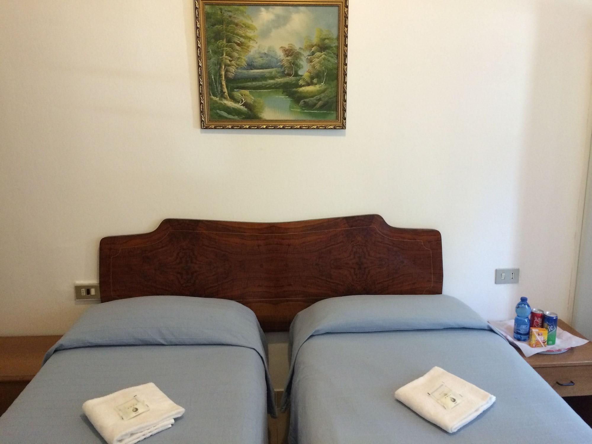מילאנו Hotel Adelchi מראה חיצוני תמונה