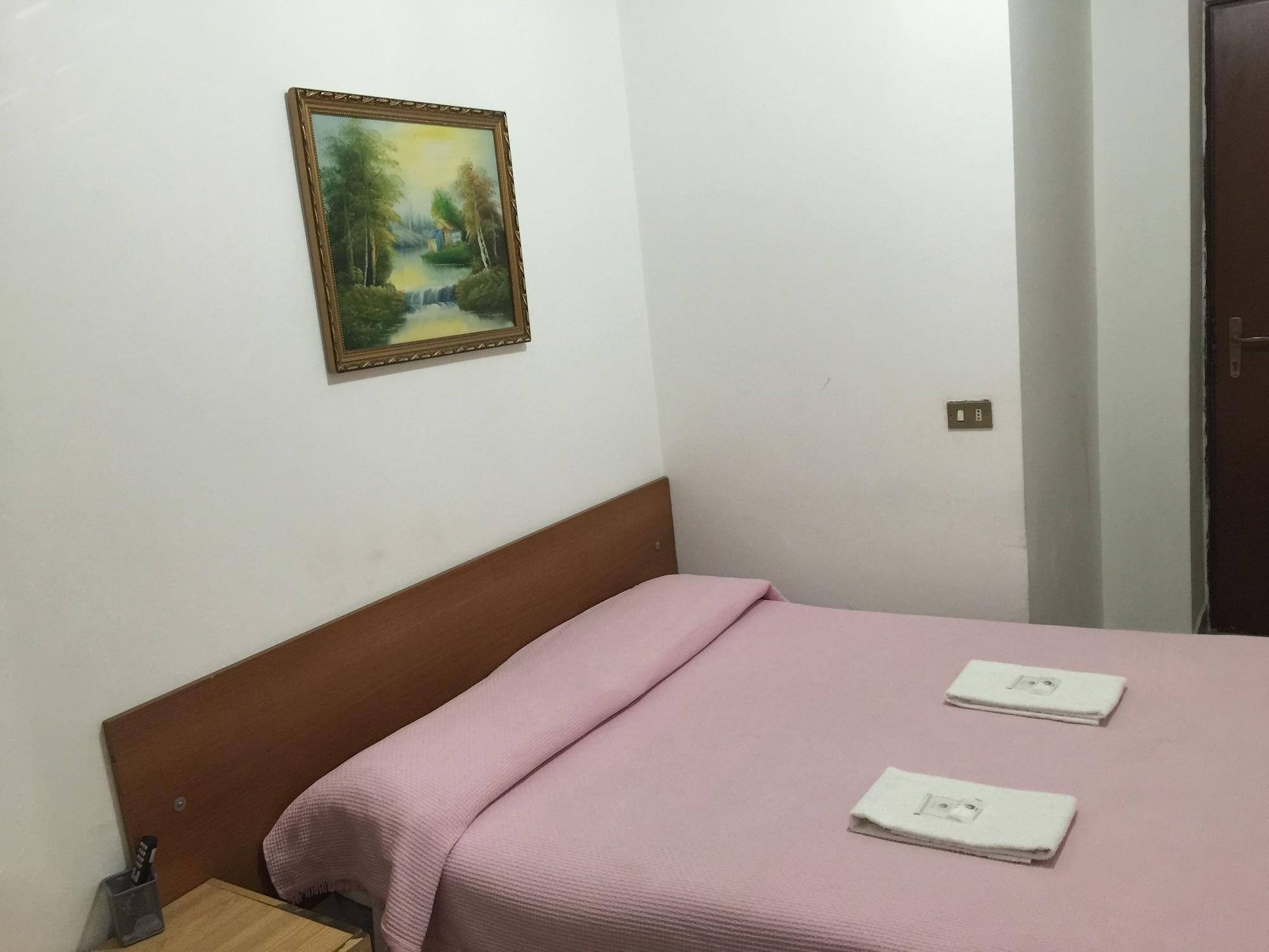 מילאנו Hotel Adelchi מראה חיצוני תמונה