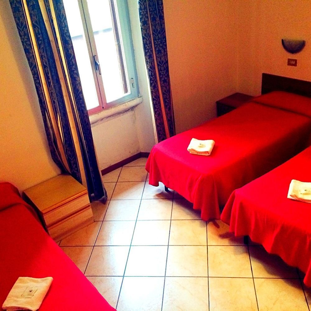 מילאנו Hotel Adelchi מראה חיצוני תמונה