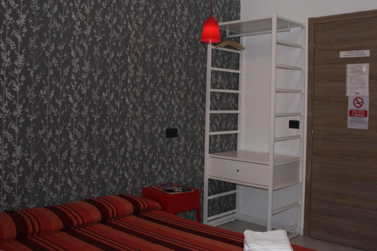 מילאנו Hotel Adelchi מראה חיצוני תמונה