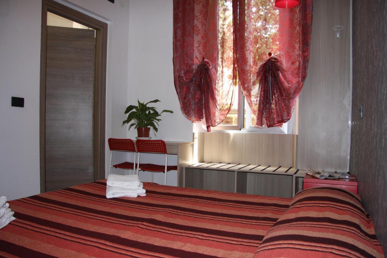 מילאנו Hotel Adelchi מראה חיצוני תמונה
