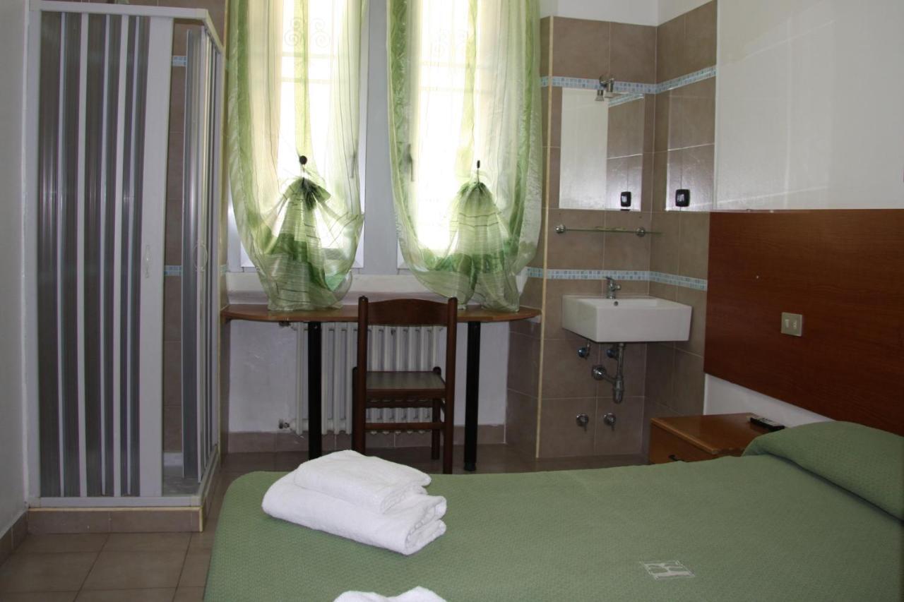 מילאנו Hotel Adelchi מראה חיצוני תמונה