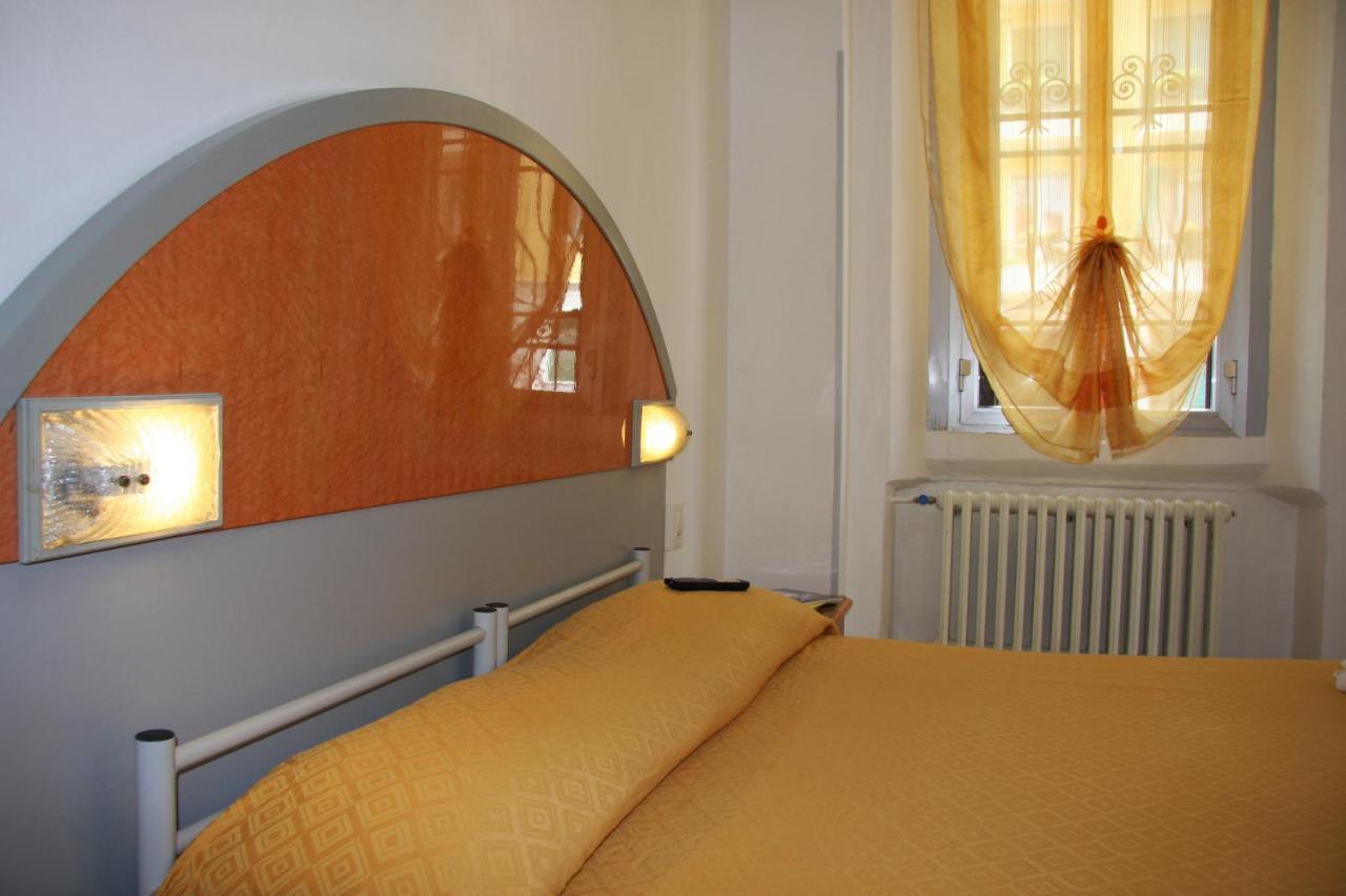 מילאנו Hotel Adelchi מראה חיצוני תמונה