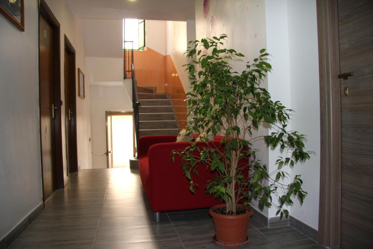 מילאנו Hotel Adelchi מראה חיצוני תמונה